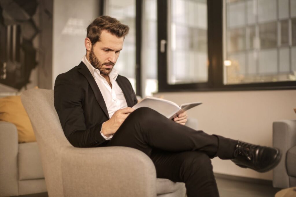 Tres Consejos para Convertirte en Un Gran Sabio de los Negocios